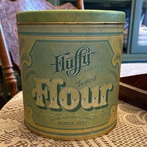 Fluffy Brand Green Flour Storage Tin